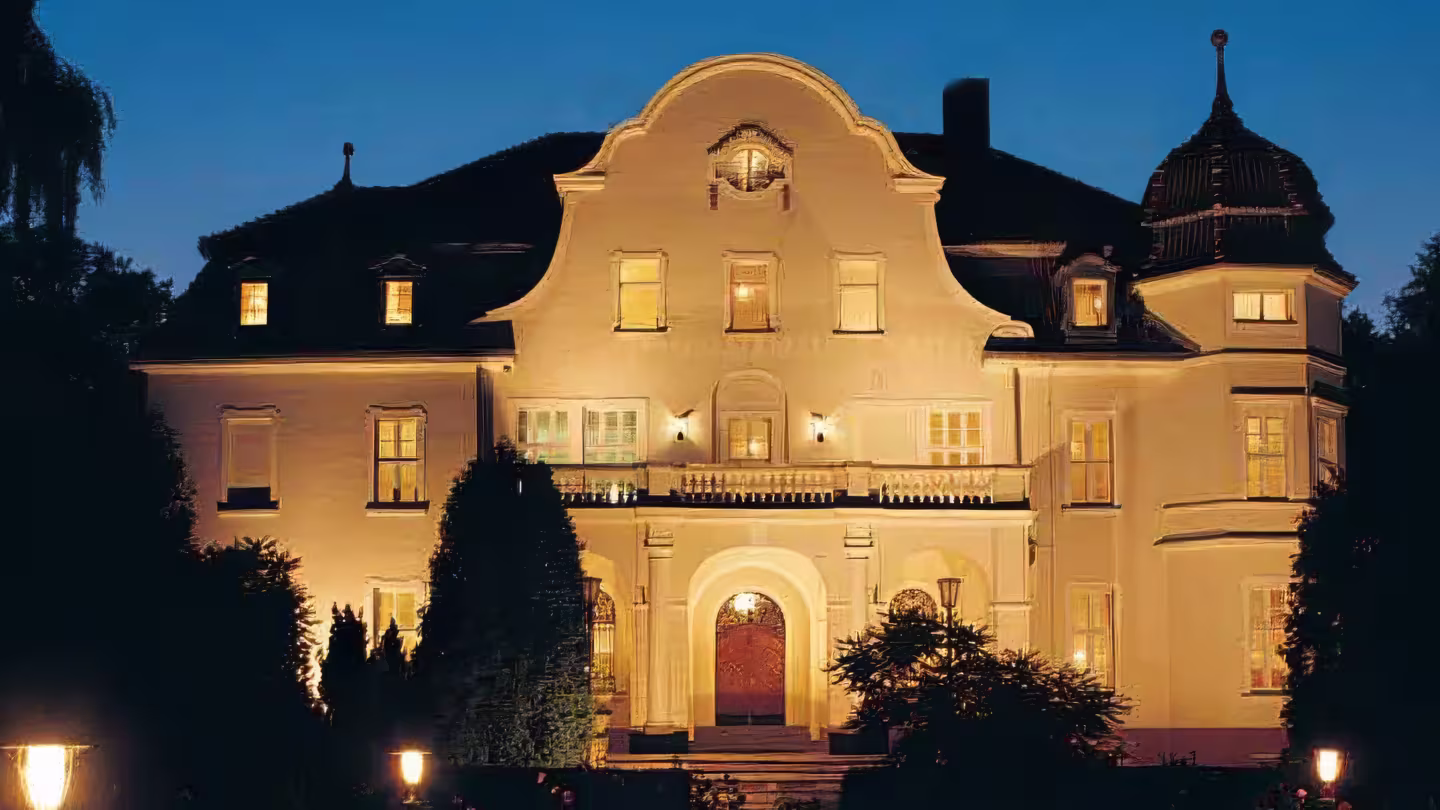 Schloss Torgelow bei Nacht